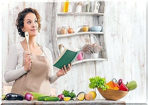 Planning your menu in advance will help you organize your diet.