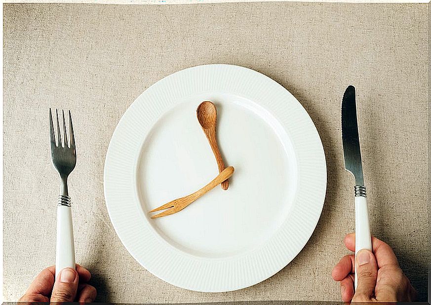 Benefits and myths of intermittent fasting