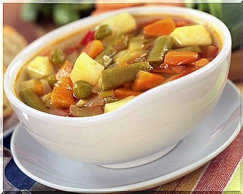 Minestrone vegetable soup