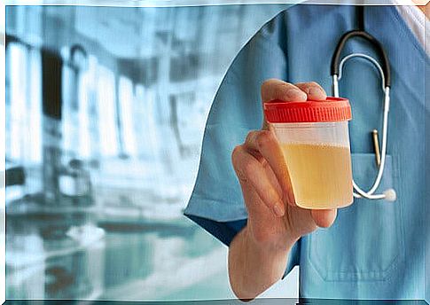 Doctor with urine pot