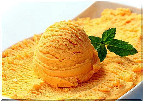 Lemon ice cream