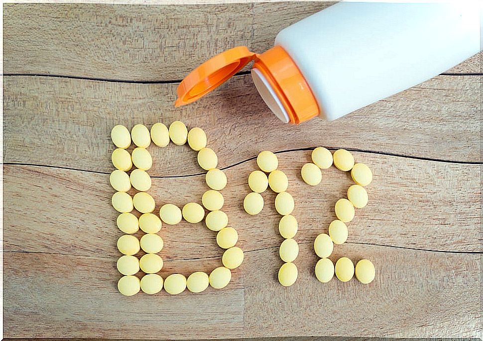 Vitamin B12 deficiency.